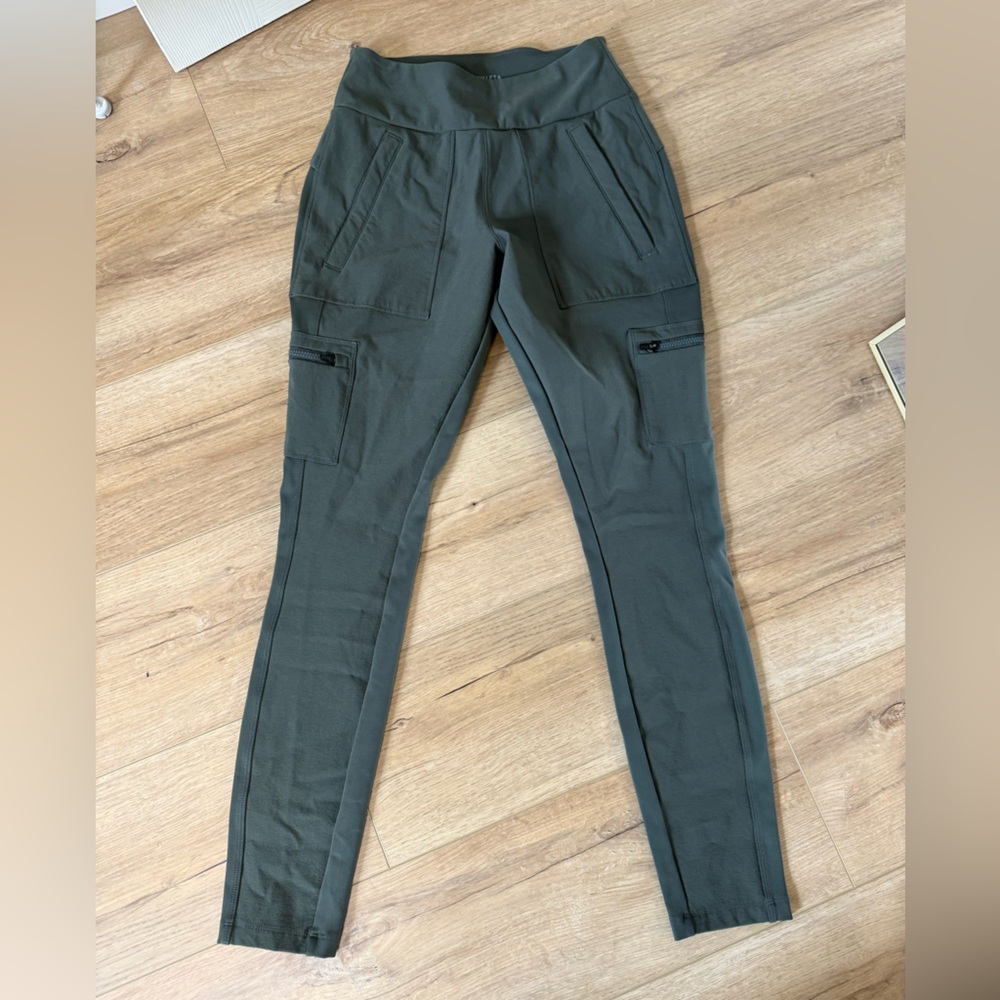 Athleta headland hybrid cargo